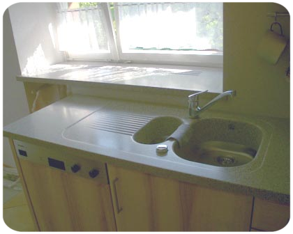 Mineralstoff-Waschbecken